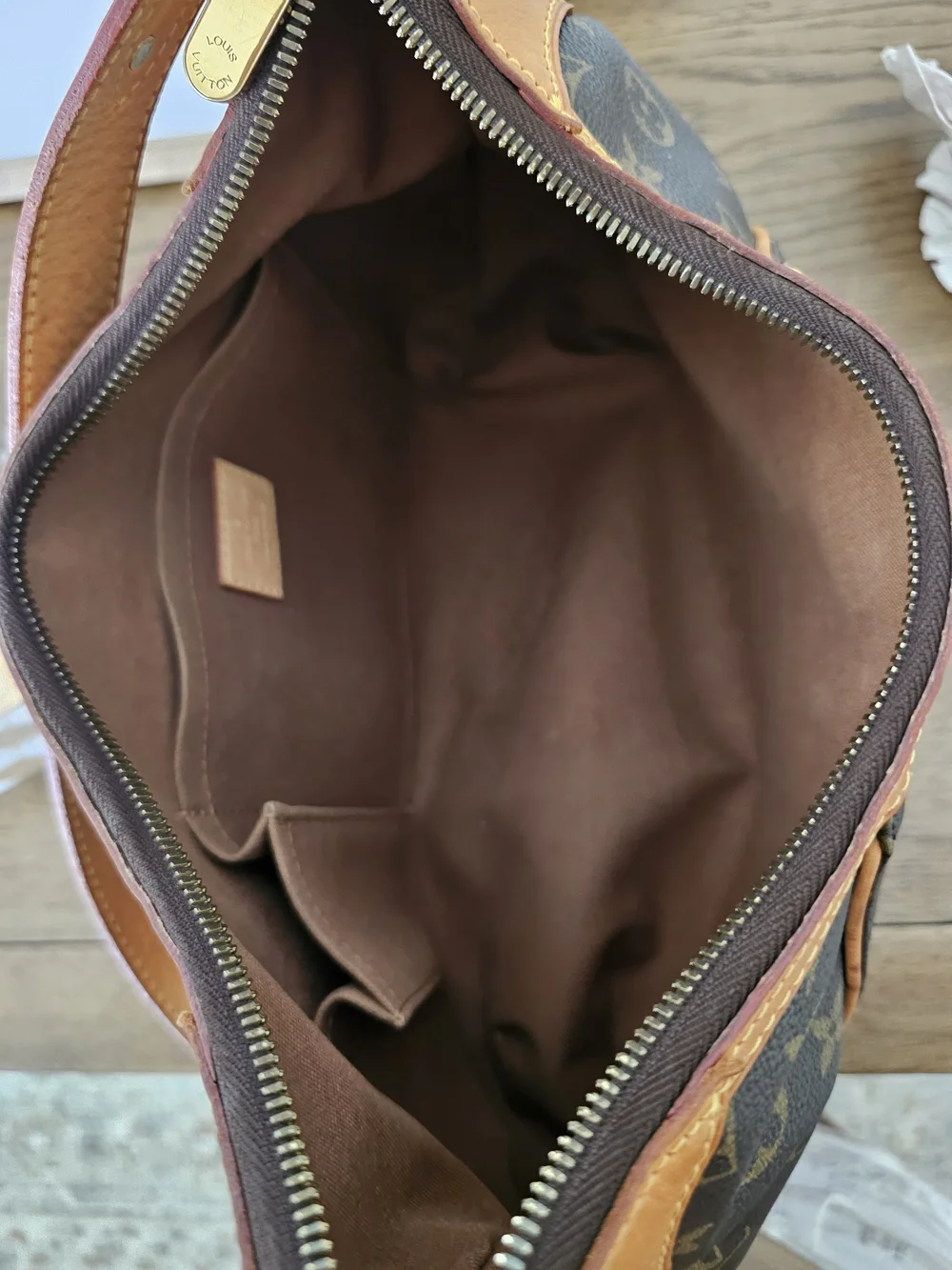 Louis Vuitton Thames GM Brown Monogram Canvas Hobo Bag